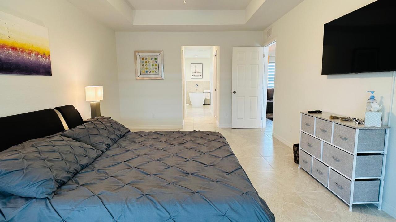 הוילה The Salt Life Get Away - Cape Coral, Florida מראה חיצוני תמונה
